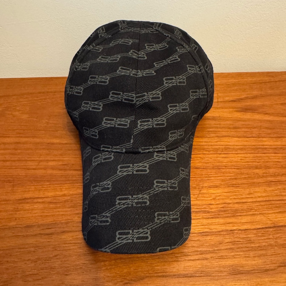 Balenciaga BB Monogram Baseball Cap - Picture 2 of 7